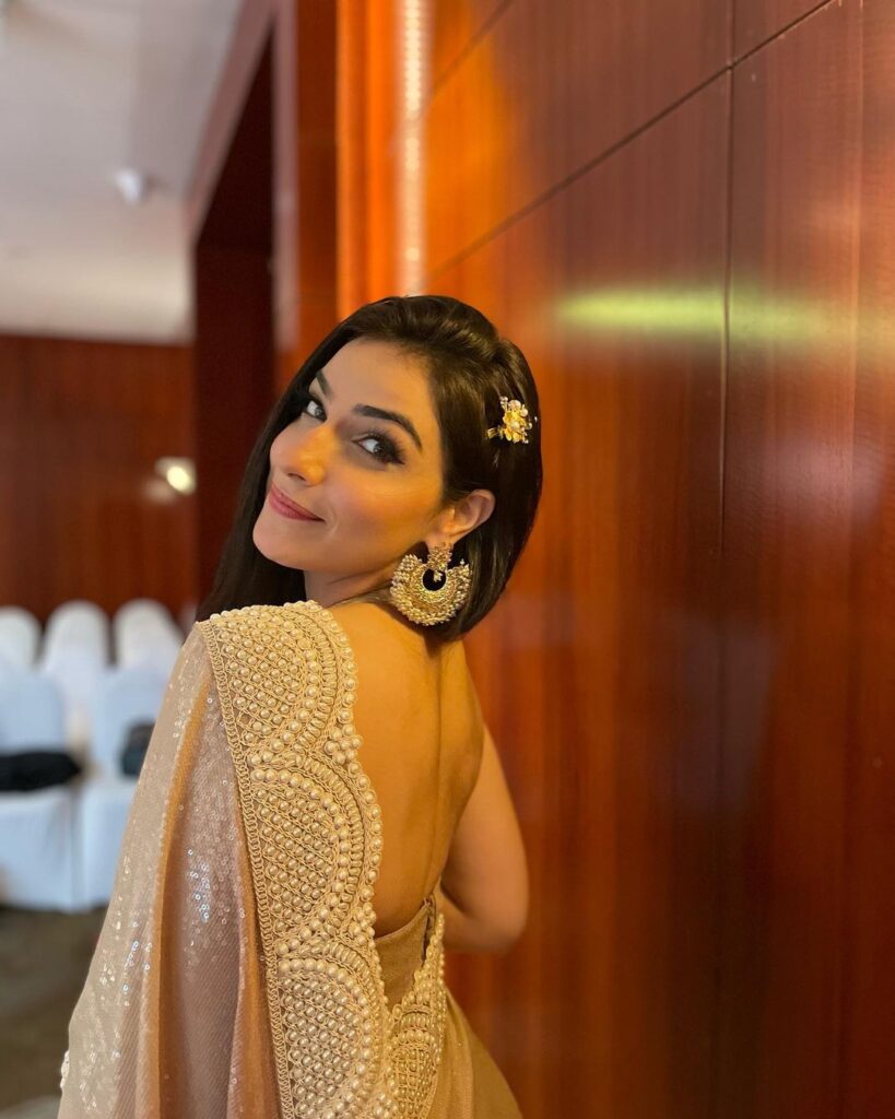 Satakshi Bhanot 11