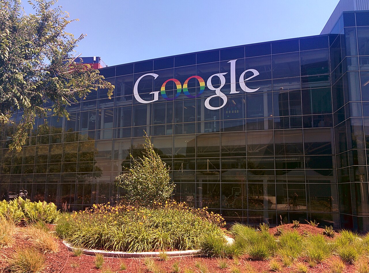Google Ads Now Adds Your Website Offers Automatically: Automated Promotions Is On by Default 1 Google’s headquarters, the Googleplex, in California.